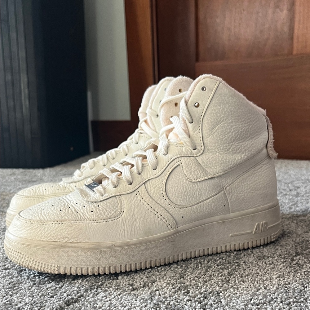 Off-White High-Top Nike Air Force 1’s